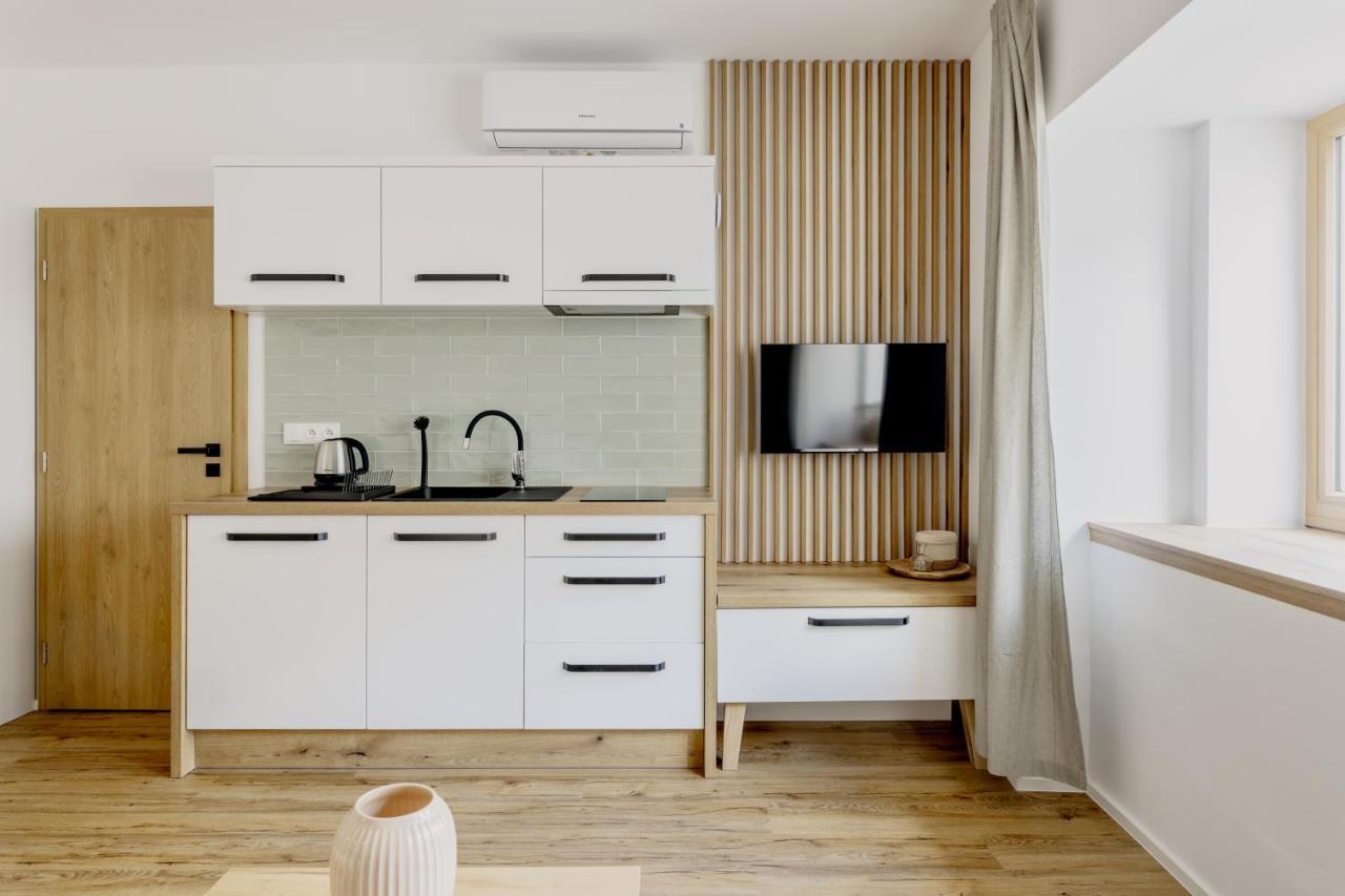 Balance Apartments Зноймо Экстерьер фото