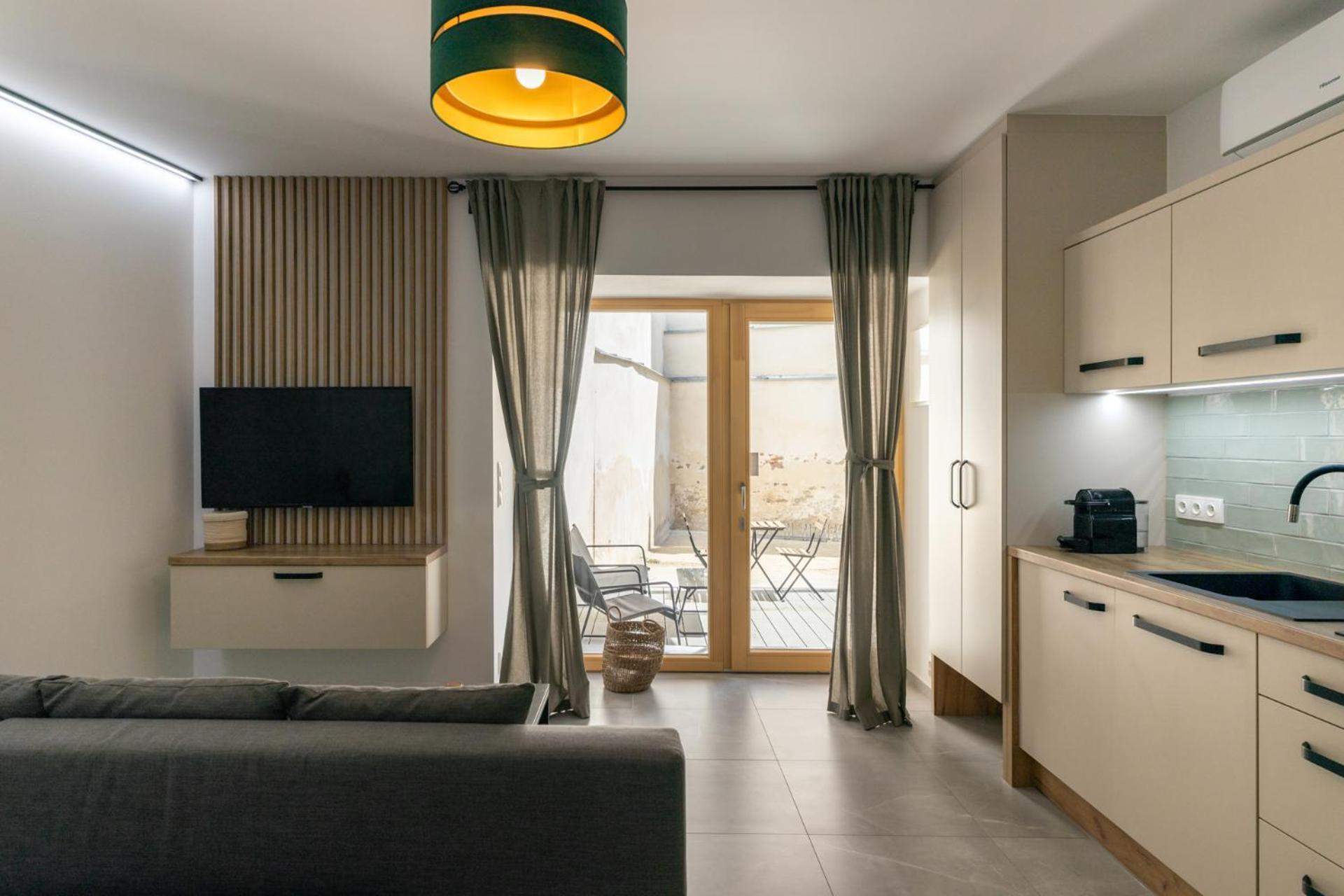 Balance Apartments Зноймо Экстерьер фото